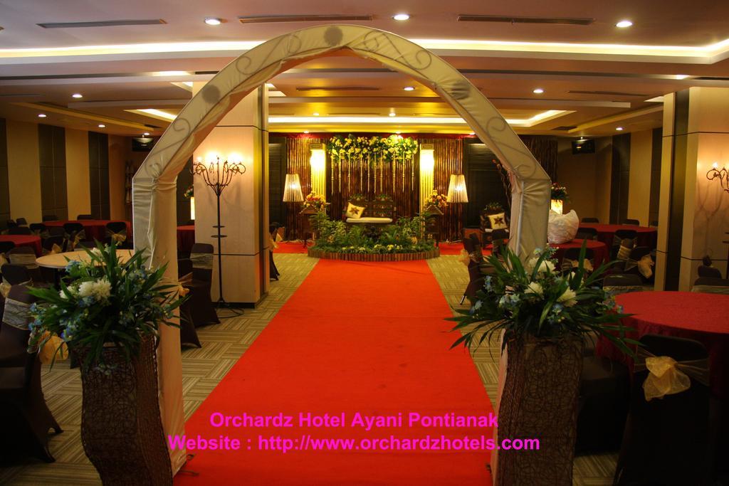 Orchardz Hotel Ayani Pontianak Zewnętrze zdjęcie